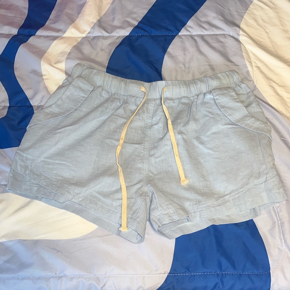 Women’s shorts size XL
